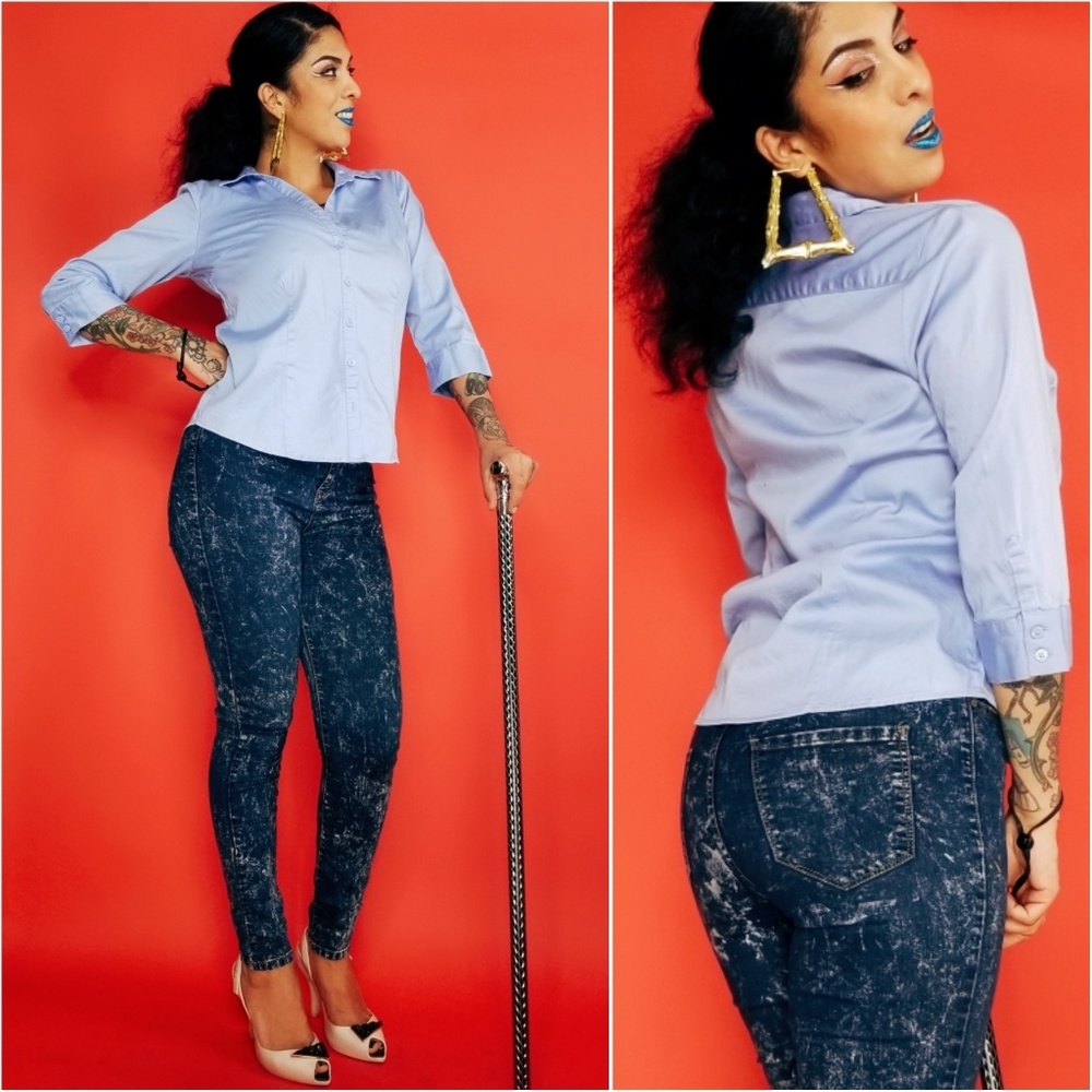 Dana Buchan light blue blouse